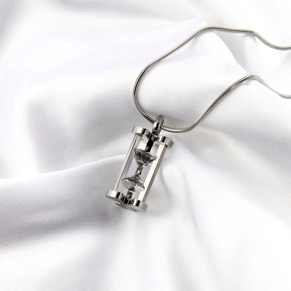 2019 New Arrival Fashion Stainless Steel Hourglass Pendant Necklace High Quality Chain Link Pendant For Women Gift Drop Shipping