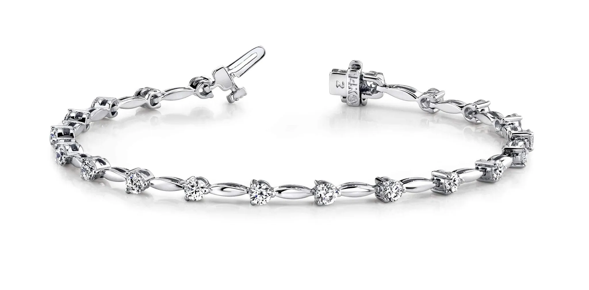Alternating Diamond Drop Diamond Bracelet with 1.08 ct.(finished) 2.3mm