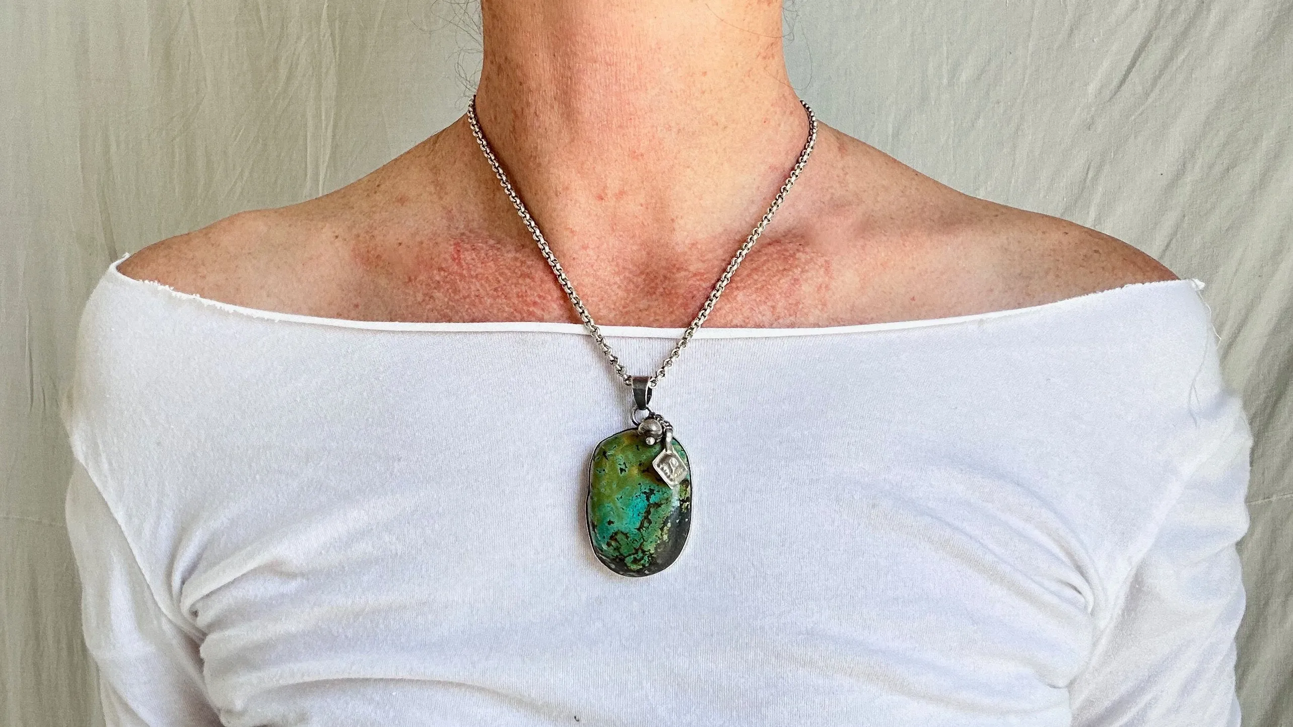 Antique Turquoise Pendant Necklace. Sterling Silver. 1437