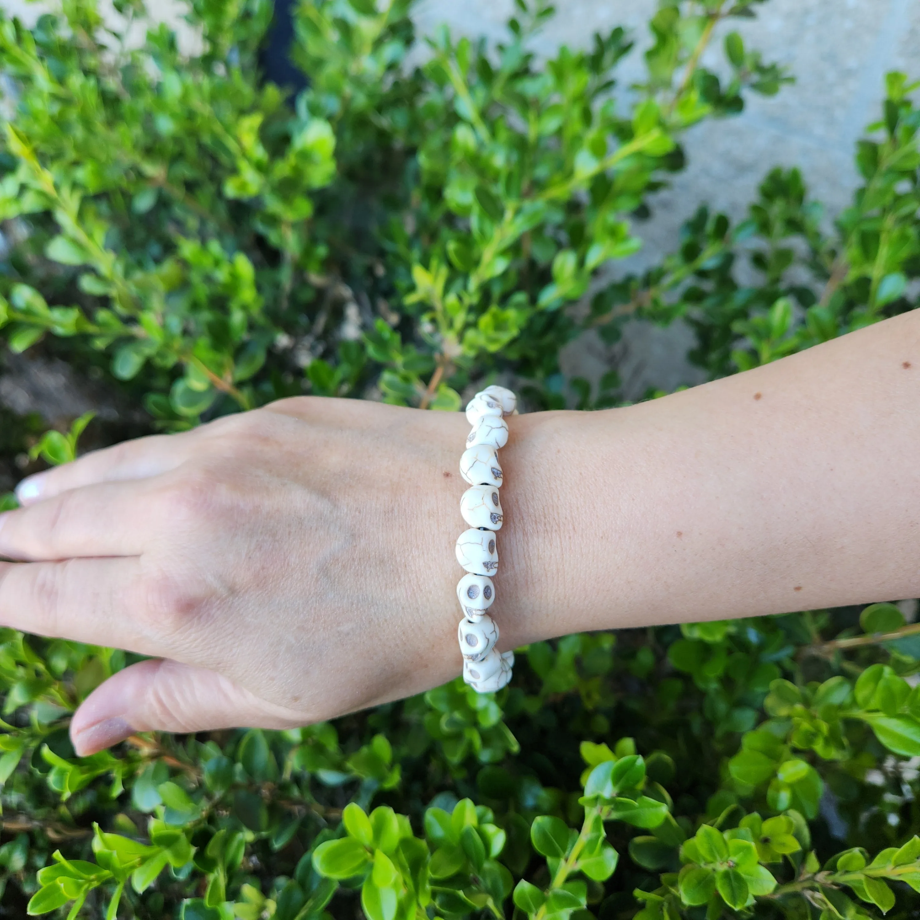 Bone Skull Bracelet Medium Size Beads