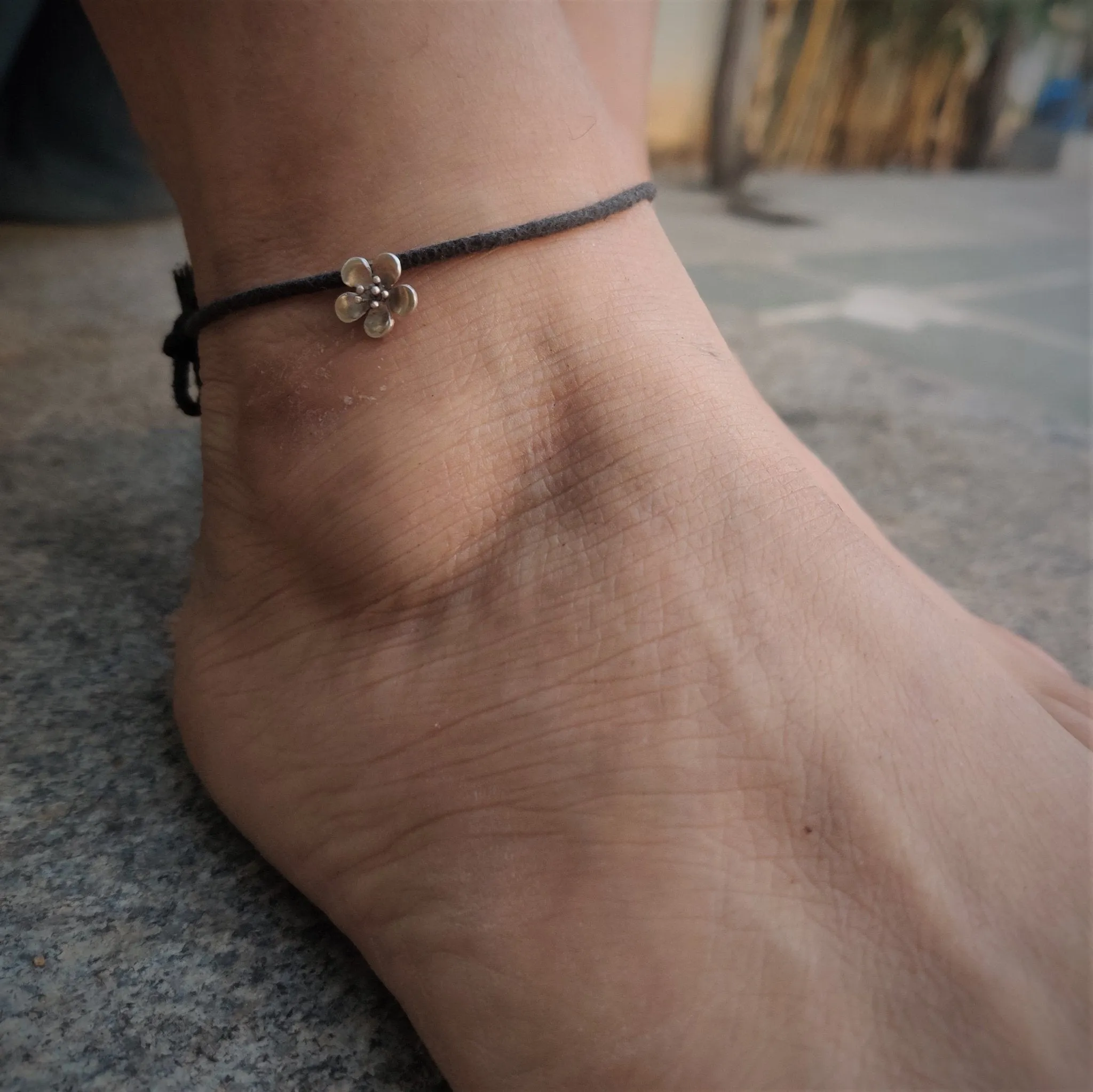 Buttercup Nazarbattu (Nazariya)
