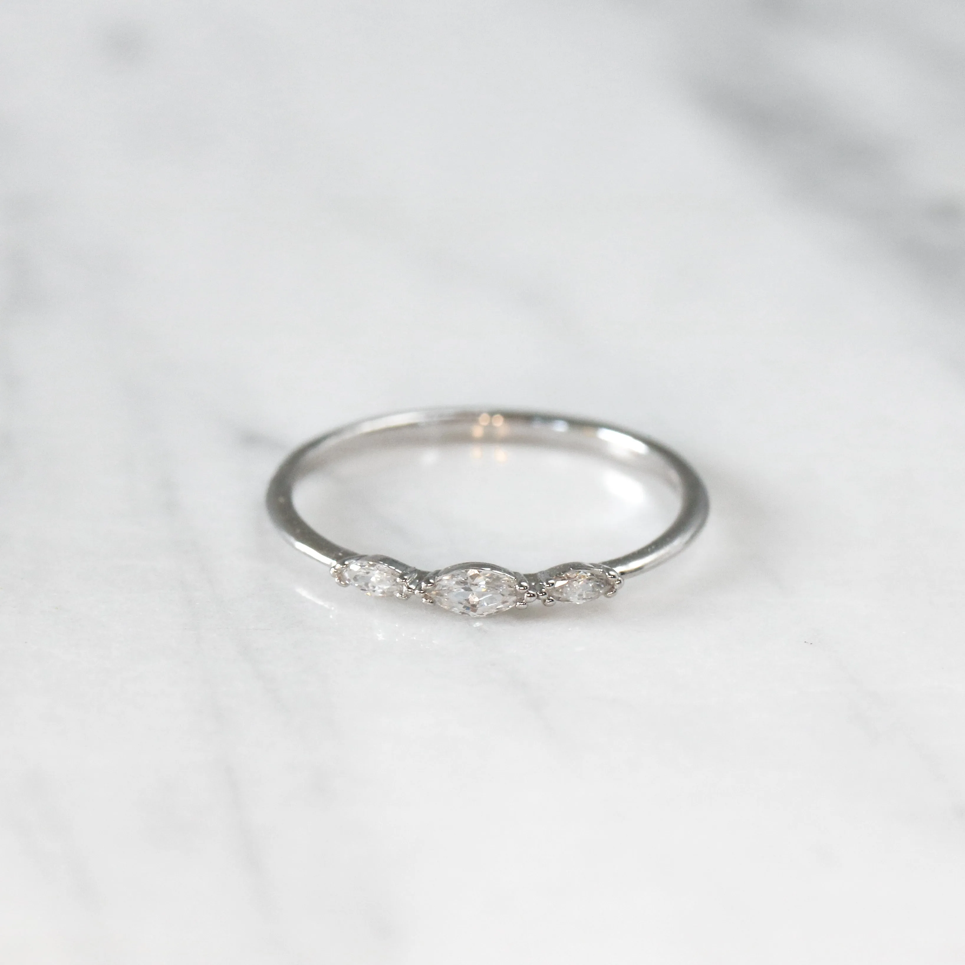Clo Ring