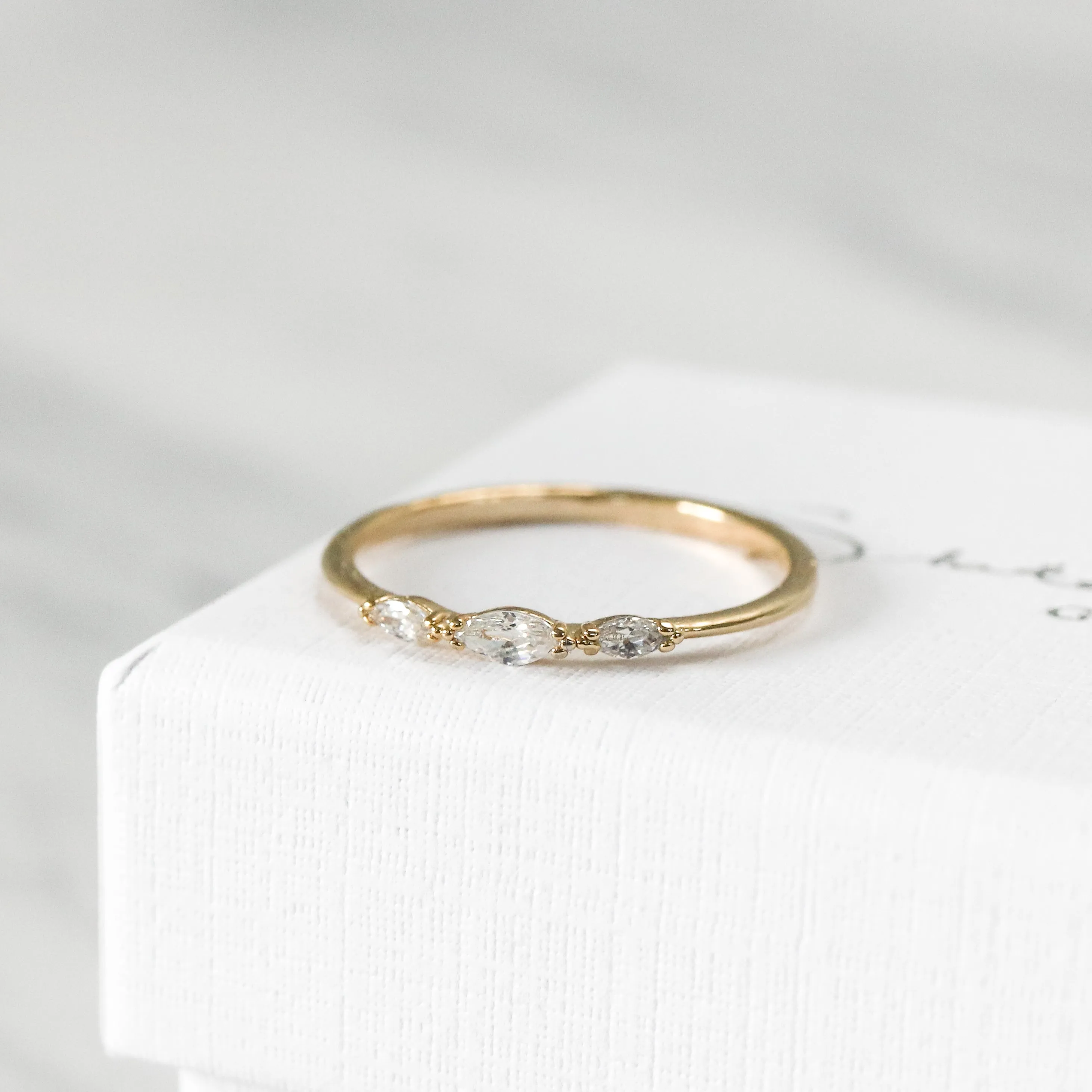 Clo Ring