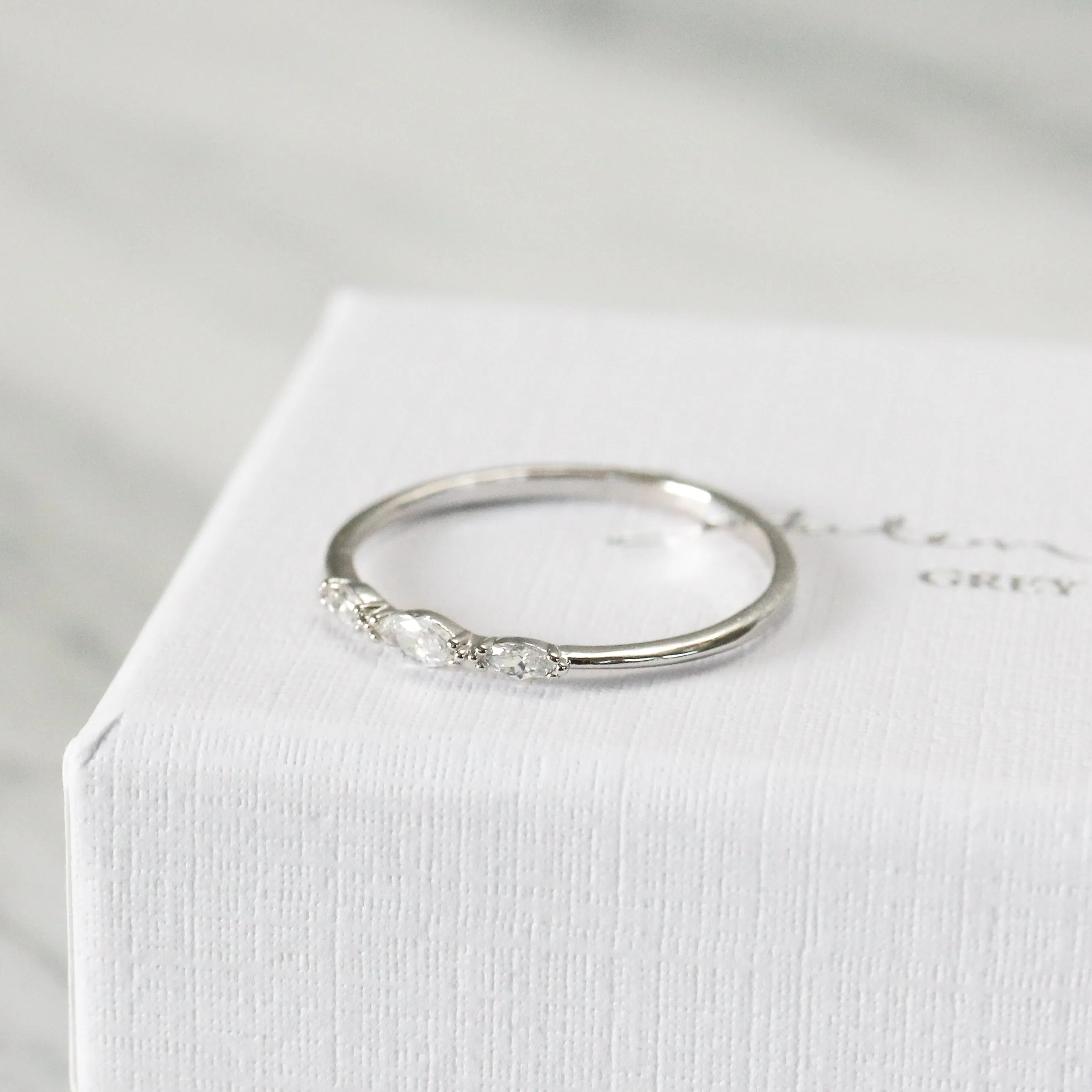 Clo Ring