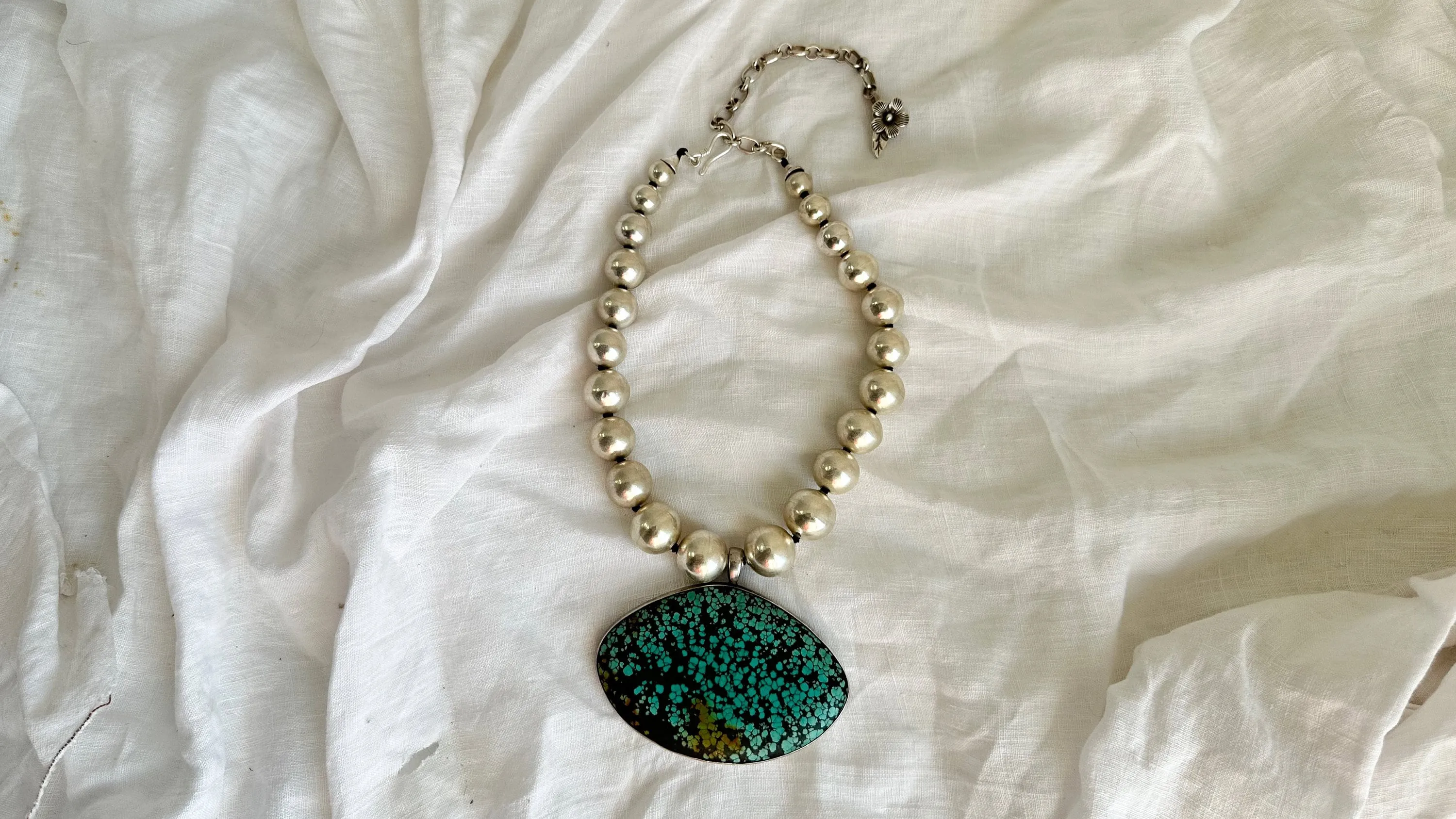 Fantastic Old Turquoise Pendant Necklace. Sterling Silver. 2234