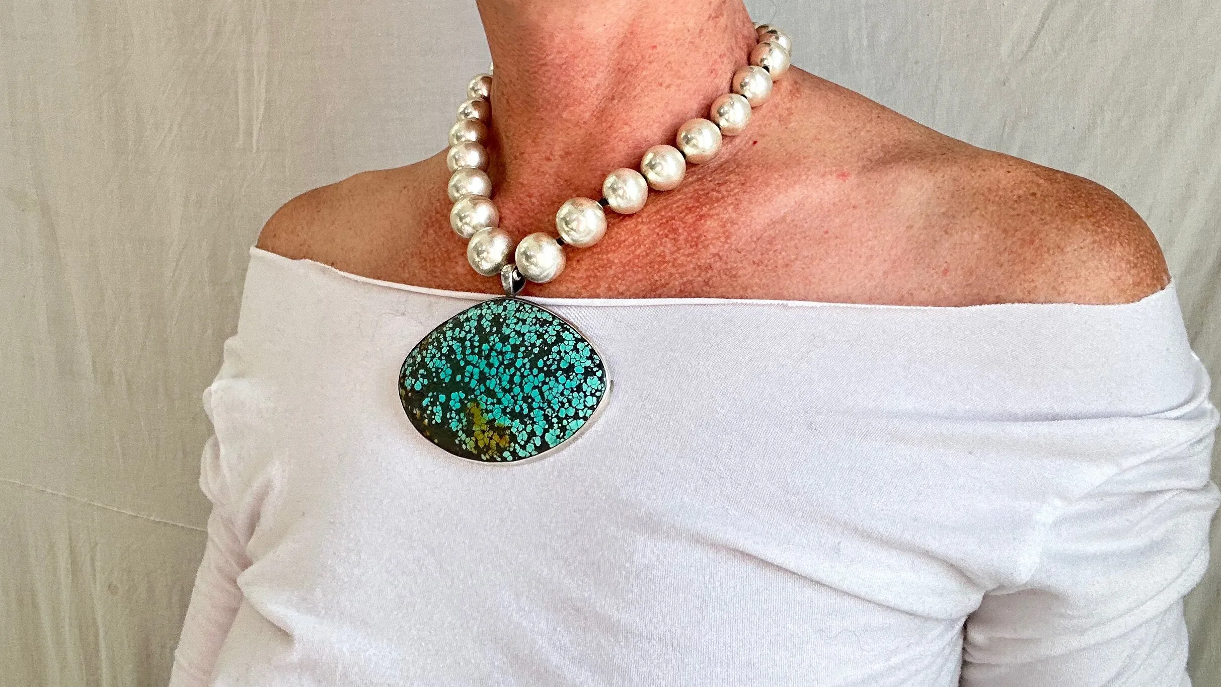 Fantastic Old Turquoise Pendant Necklace. Sterling Silver. 2234