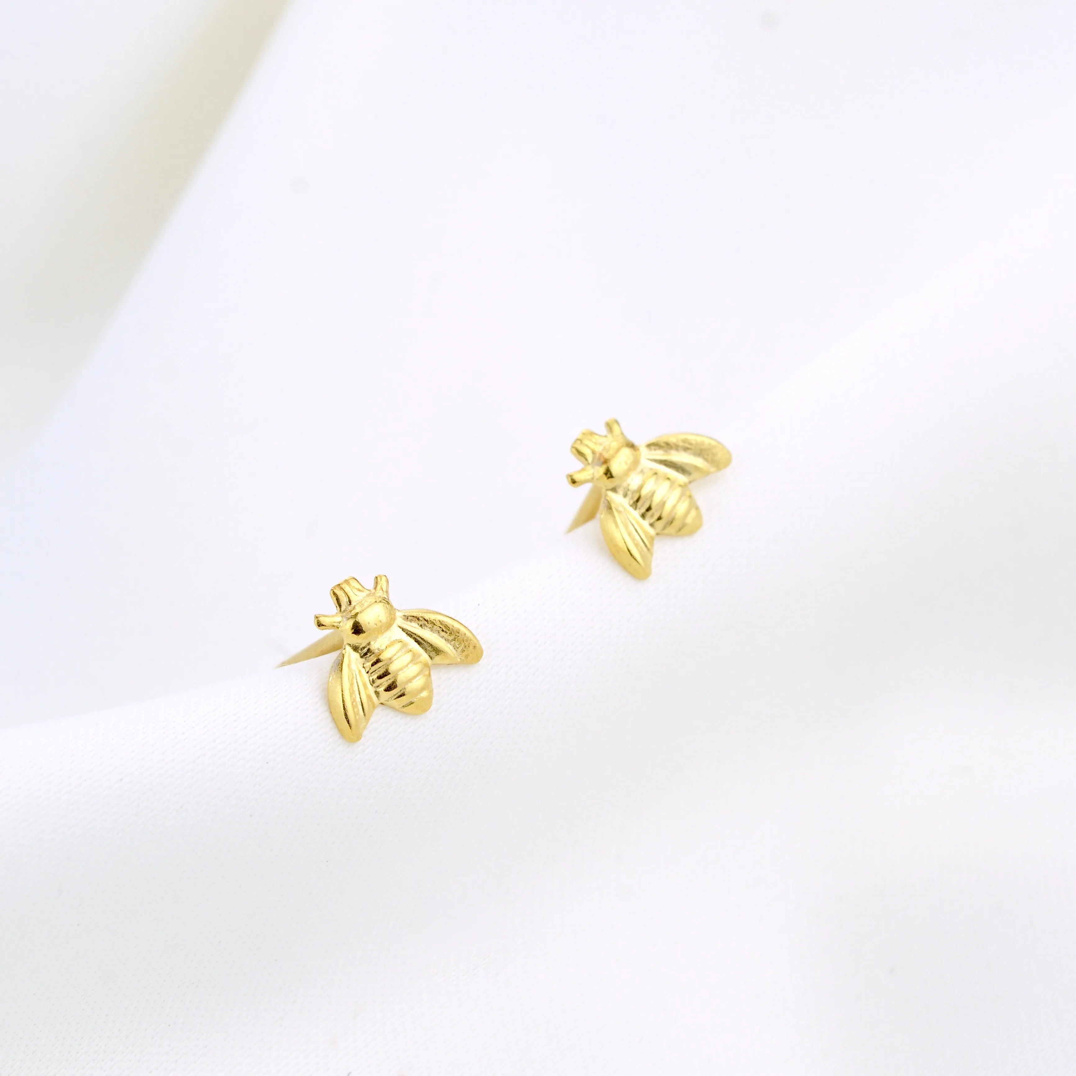 Golden Bee Stud Set