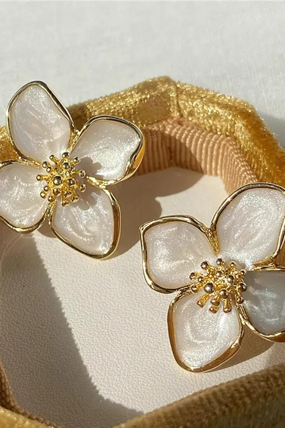 Hibiscus Dropped Earring
