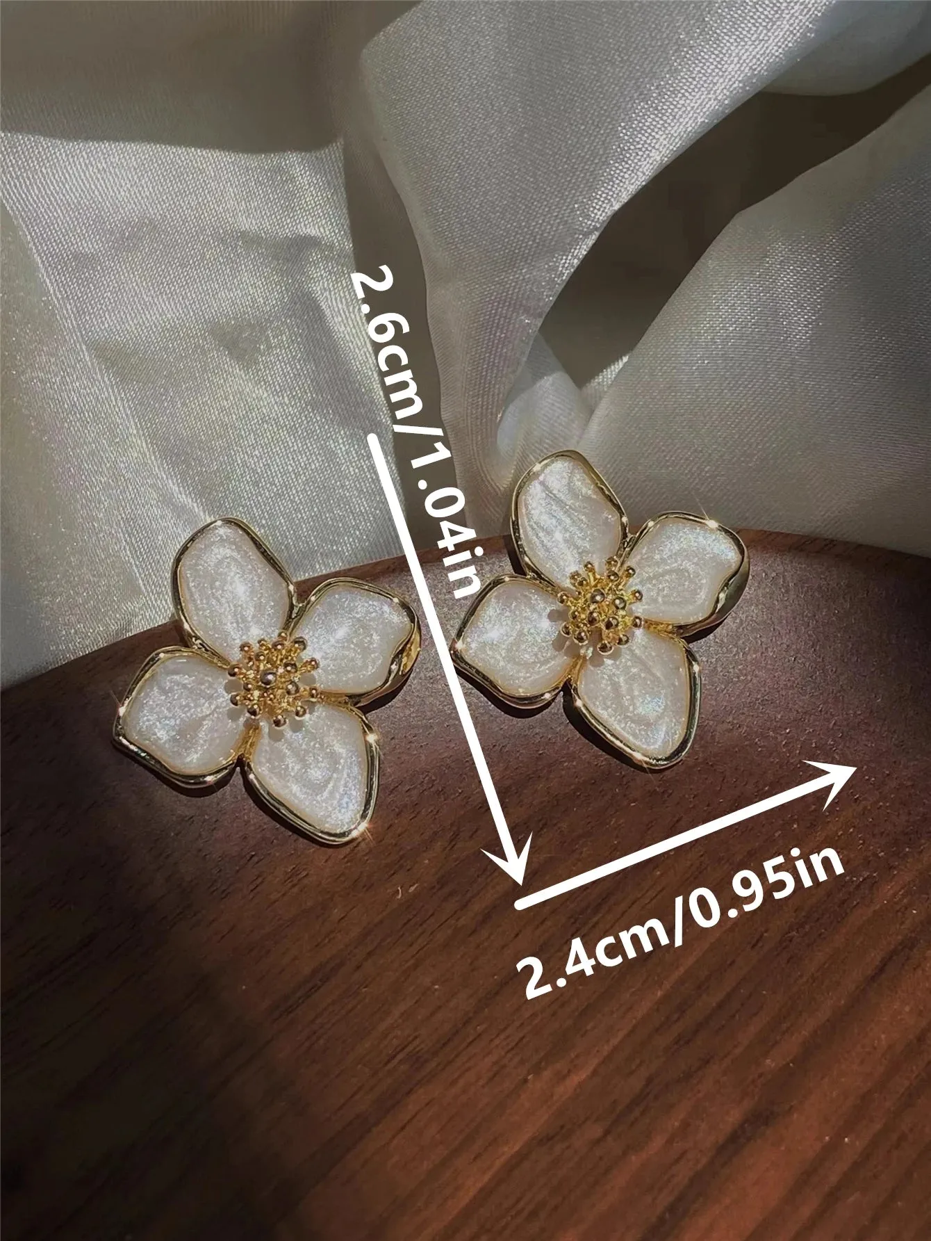 Hibiscus Dropped Earring