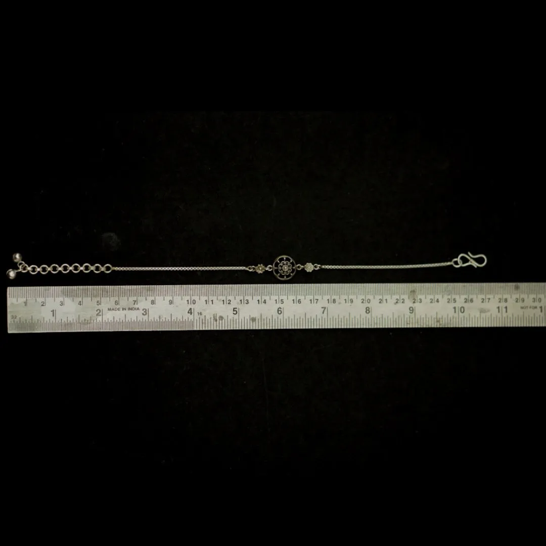 Jiniya Anklet