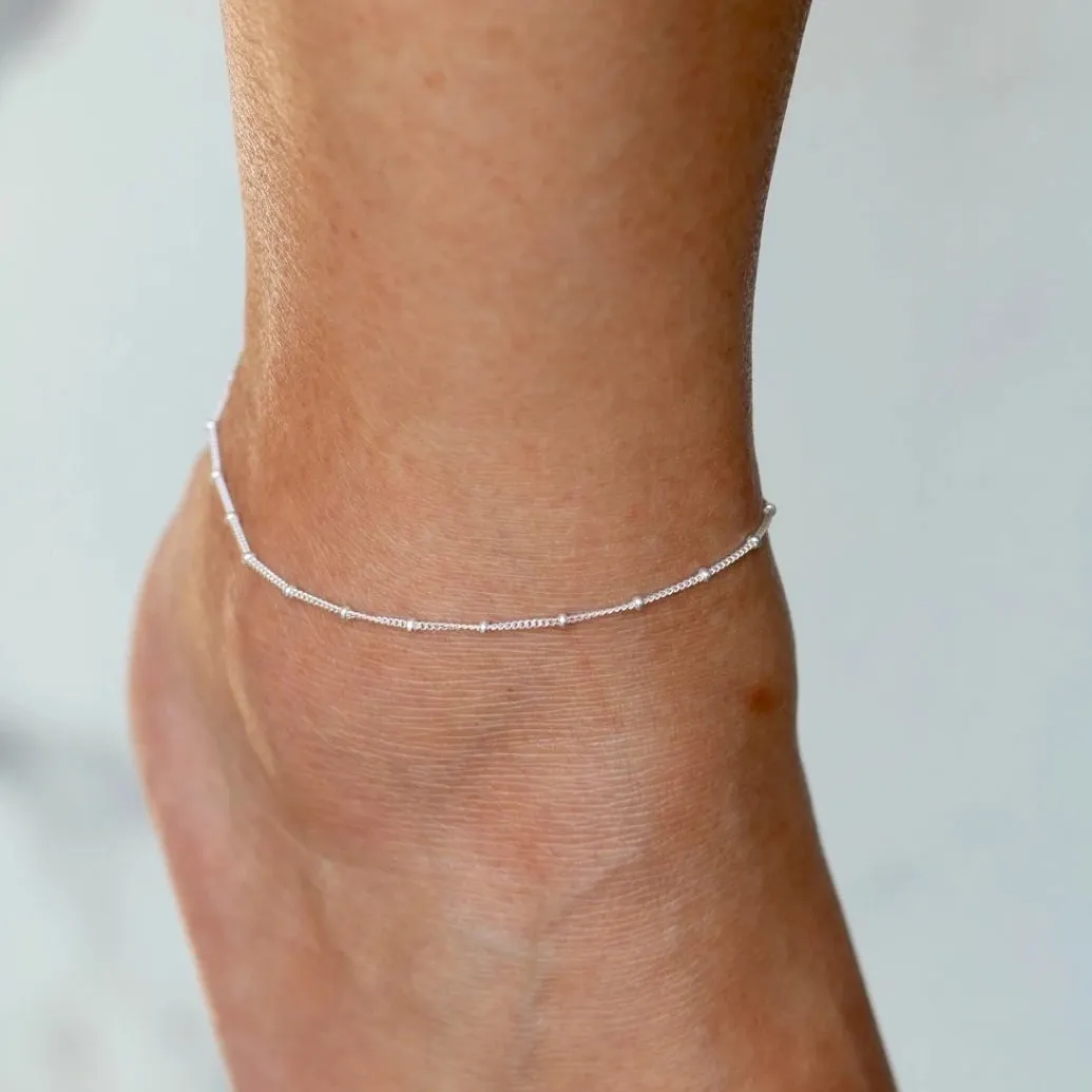Minimal Satellite Anklet