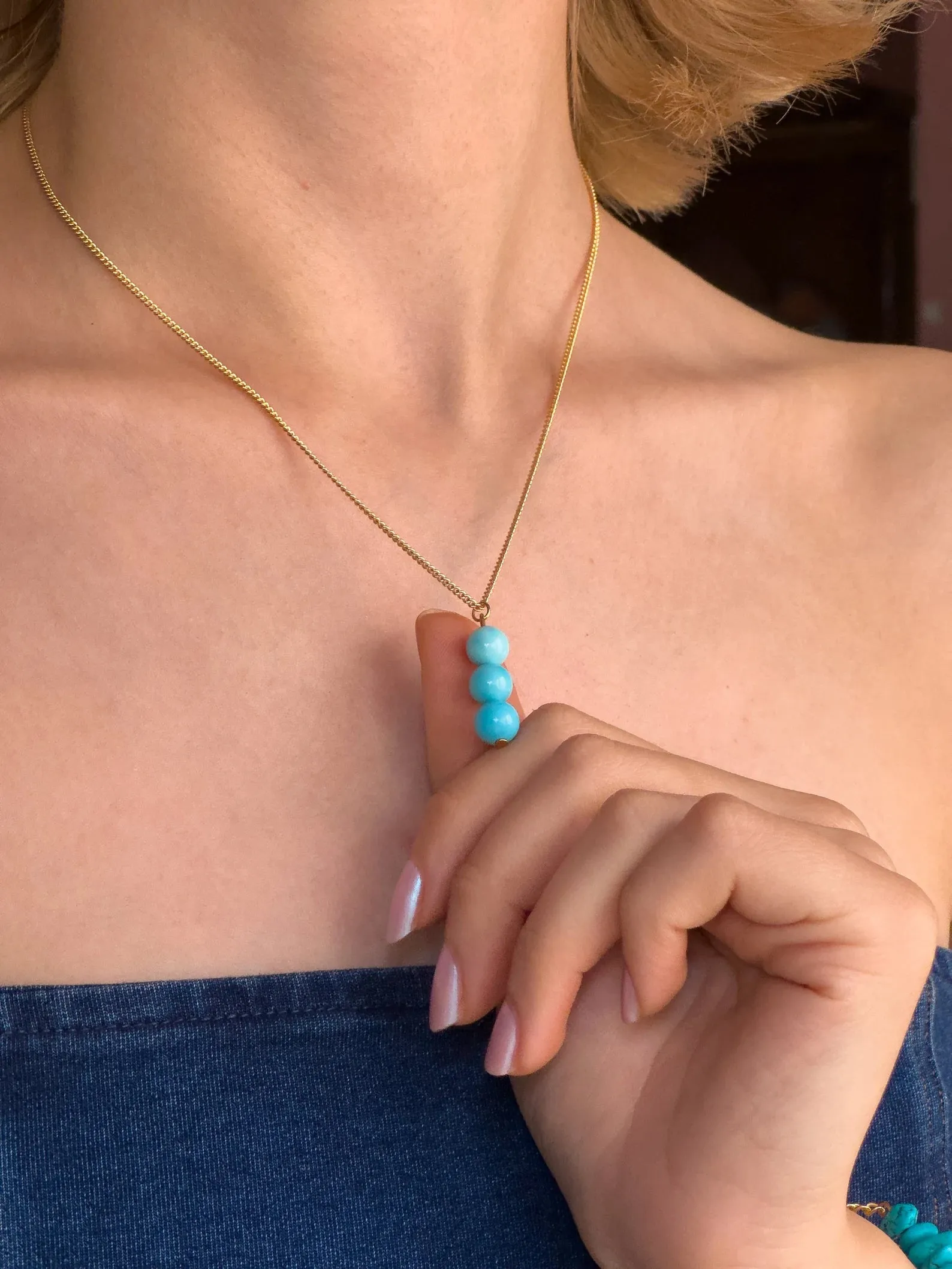 Minimalist Turquoise Necklace
