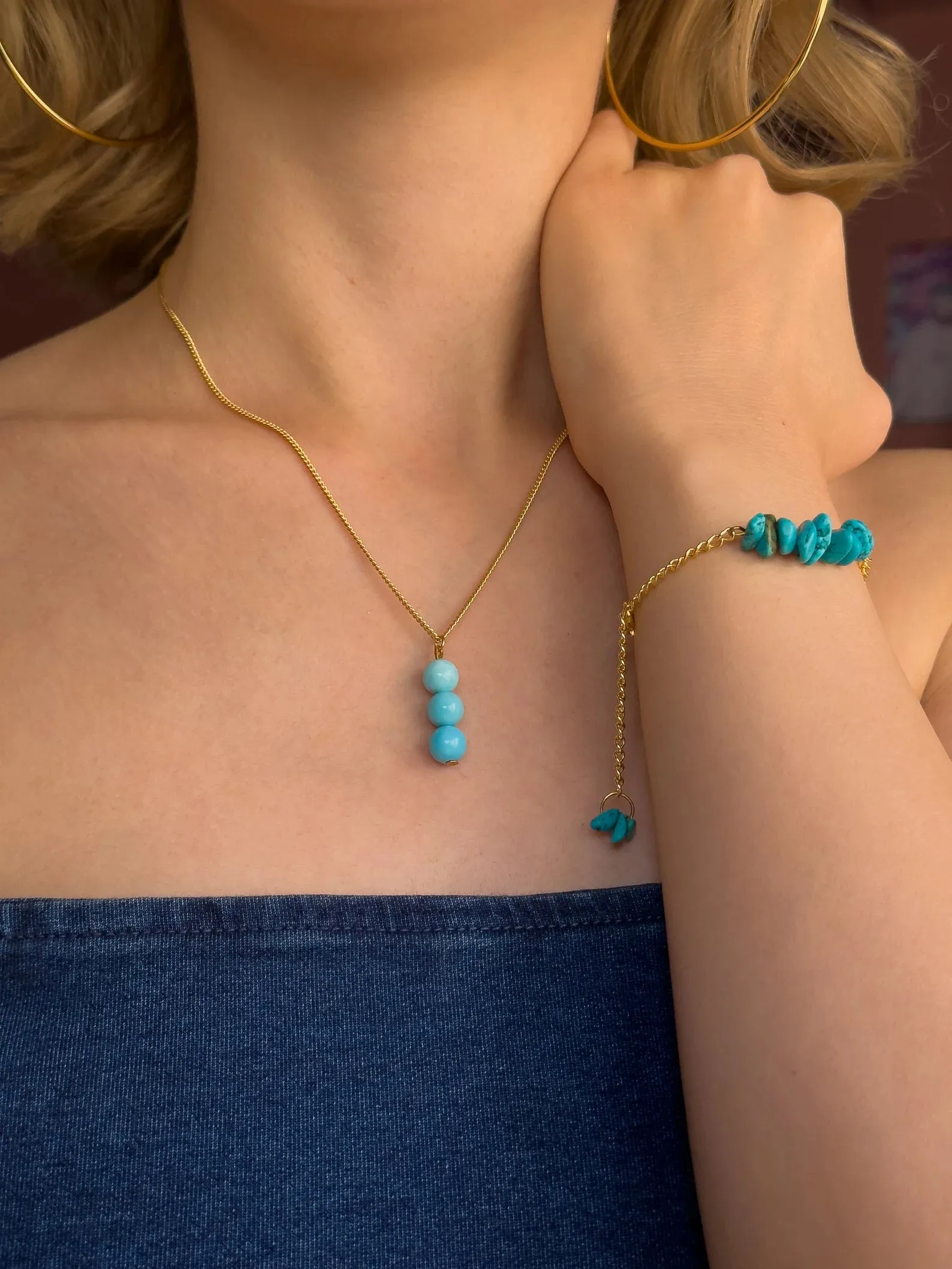 Minimalist Turquoise Necklace