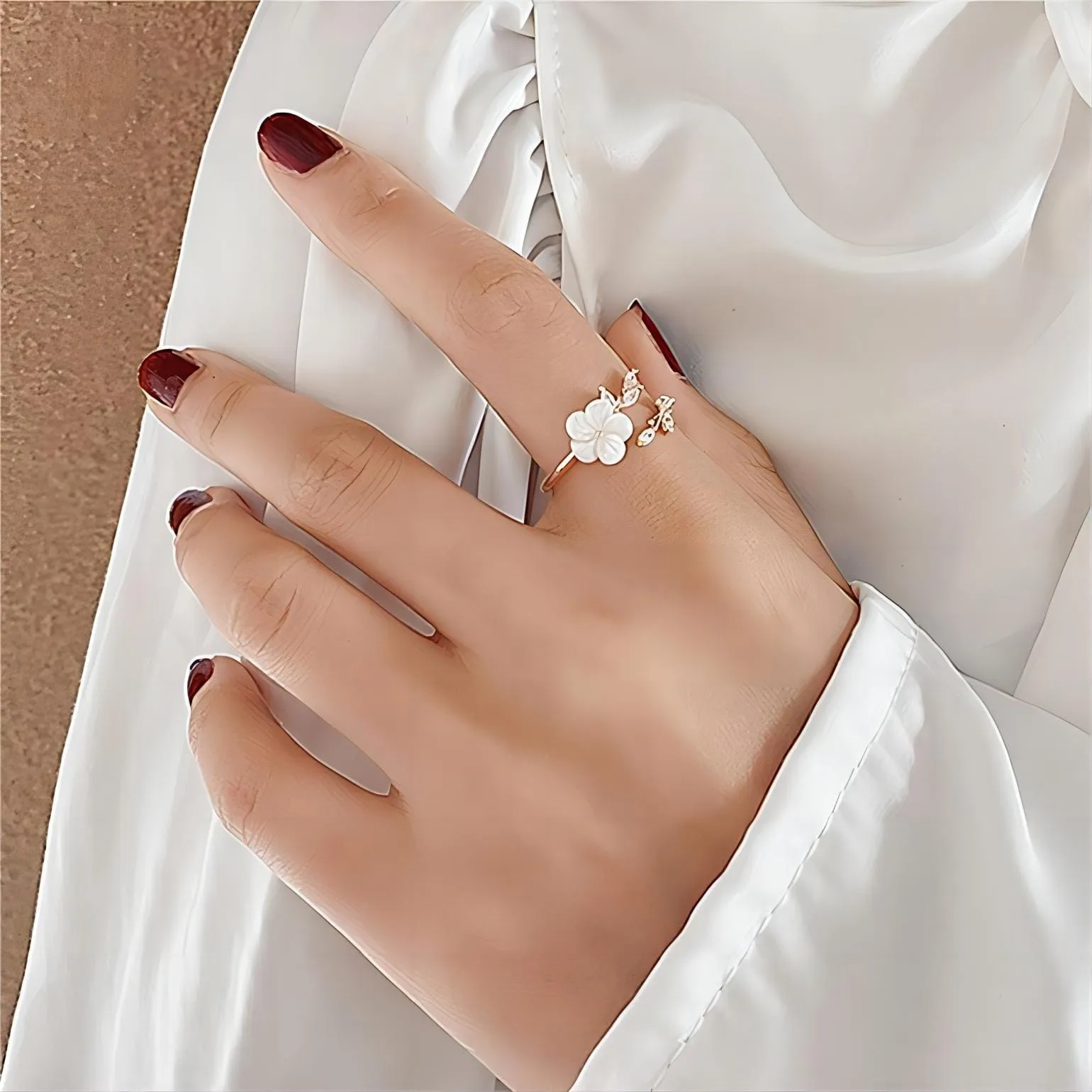Natural Pearl Shell Flower Ring