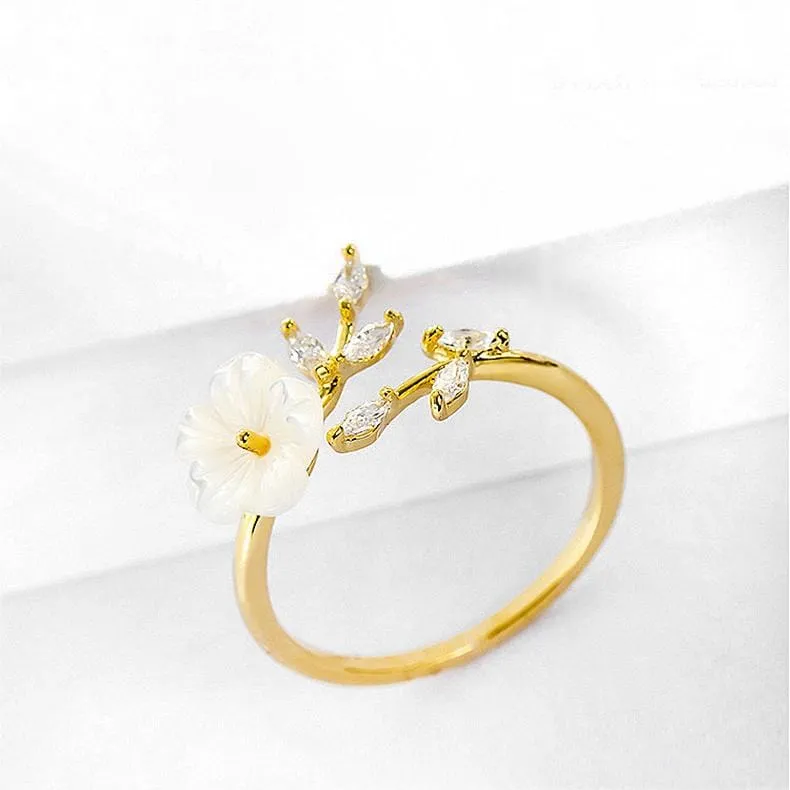 Natural Pearl Shell Flower Ring